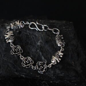 Vintage Floral Charm Bracelet